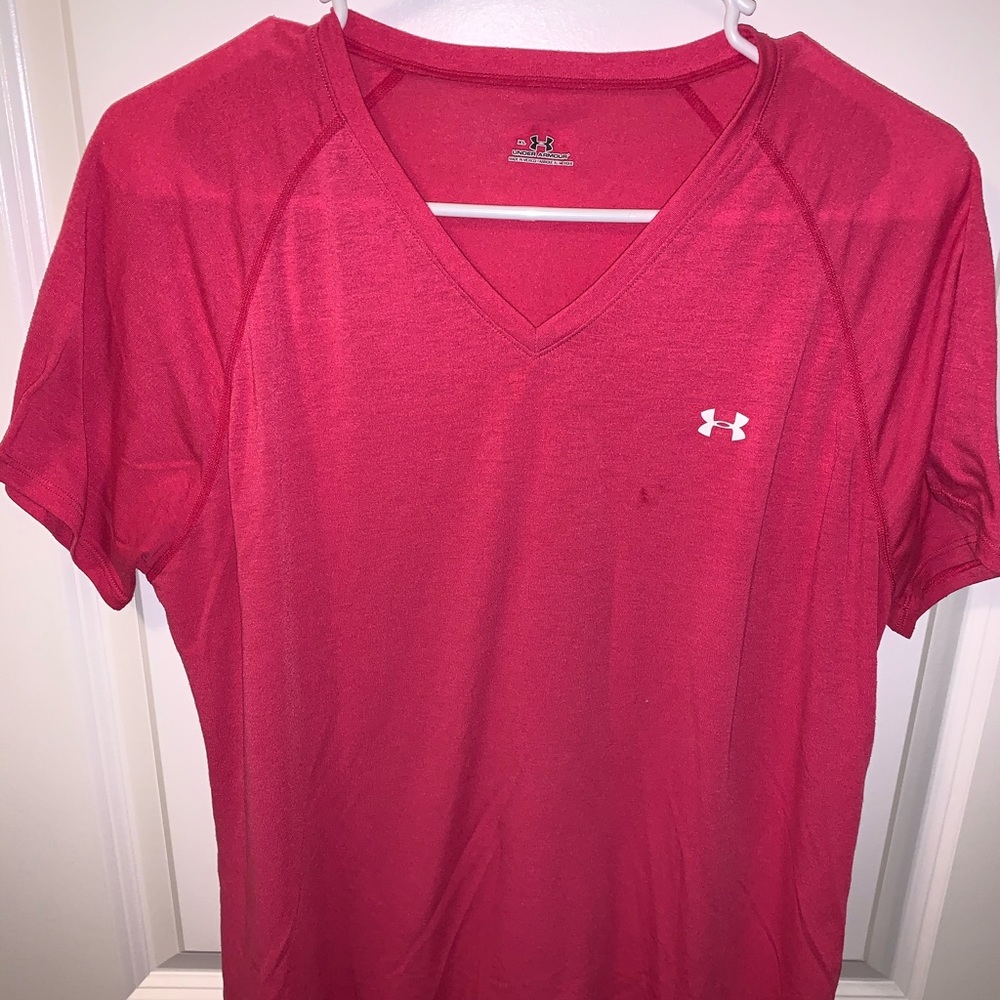 Women’s under armour shirt
